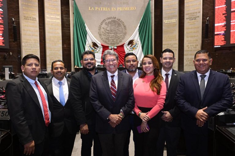 Se reúne CMIC Tabasco, Colegios de ingenieros y Arquitectos con legisladores federales