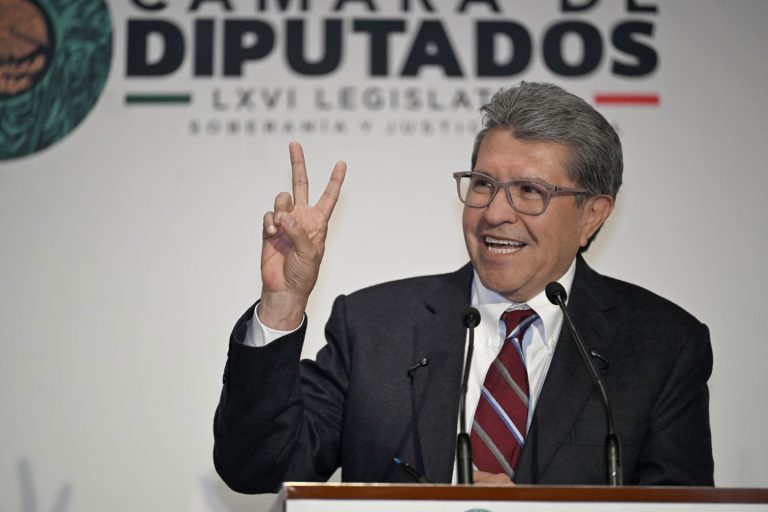 Se rezaga envío de la Reforma Electoral: Harán últimas revisiones, dice Monreal