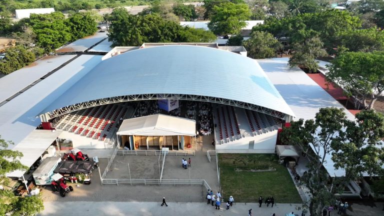 Nuevo rostro en la zona ganadera de la Feria: Inauguran Área de Exposición